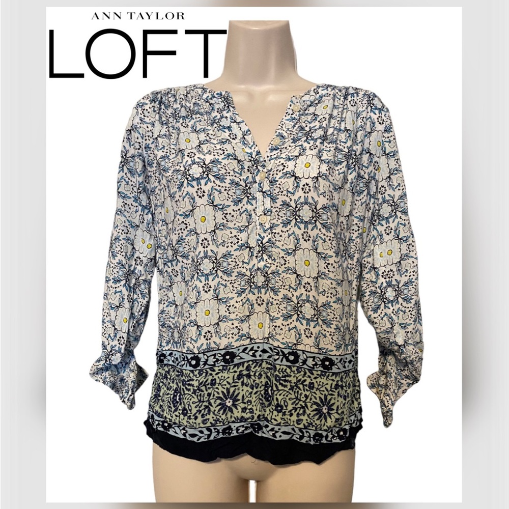 ☃️Loft floral shirt